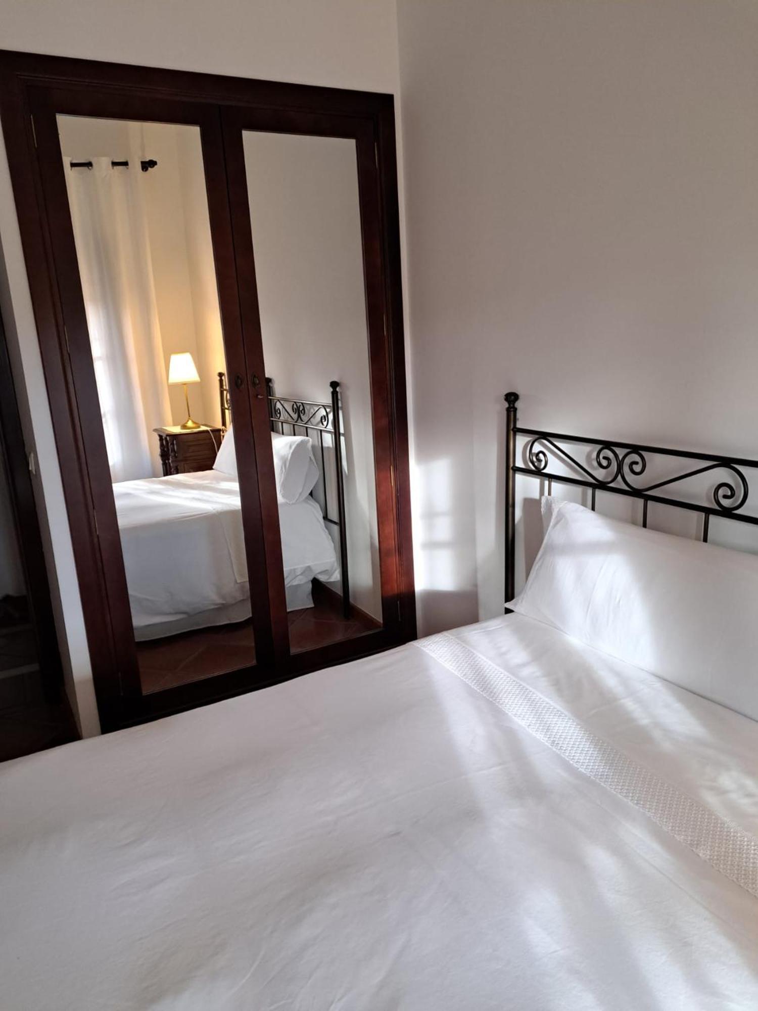 Casa Rural Villa Manuela カサジャ・デ・ラ・シエラ エクステリア 写真